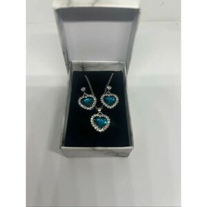 Heart Necklace – Small Crystal Pendant And Earrings Gift Box Included!